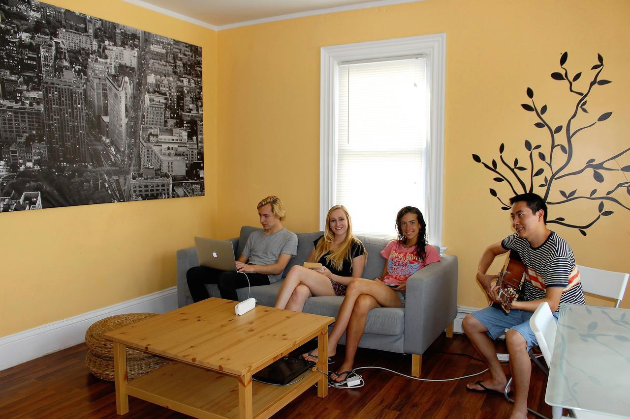 Providence Hostel & Guest House Extérieur photo